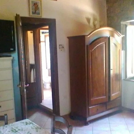 Antico Borgo Le Querce *
